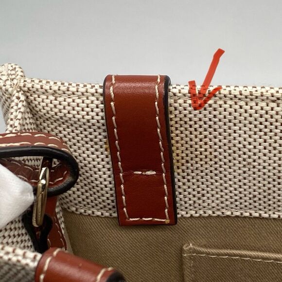 Chloe Small Woody Canvas Tote Bag - Picture 13 of 13